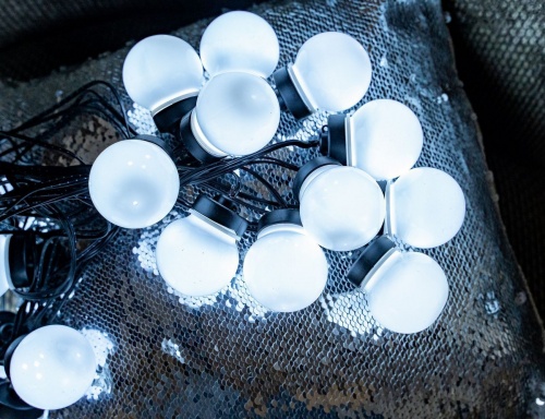 Электрогирлянда "Молочные шары", 20 холодных белых LED-огней, 9.5+3 м, черный провод, уличная, Kaemingk