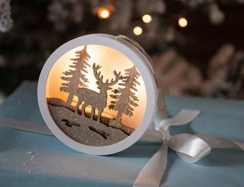Светящийся медальон "Добрый лес - олень", 4 тёплых белых LED-огня, 3х14 см, таймер, батарейки, Kaemingk фото 2