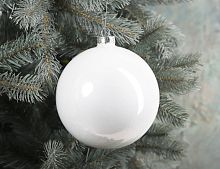 Елочный шар ROYAL CLASSIC стеклянный, эмалевый, цвет: белый, 150 мм, Winter Deco