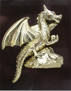 Панно "Золотой дракон на скале" с позолотой