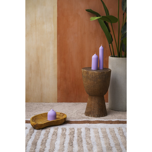 Свеча декоративная цвета лаванды из коллекции edge фото 5