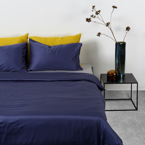 Комплект постельного белья полутораспальный из сатина темно-синего цвета из коллекции essential фото 4