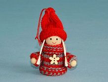 Ёлочная игрушка "Малышка в свитере",  дерево, текстиль, красная, 8 см, Breitner