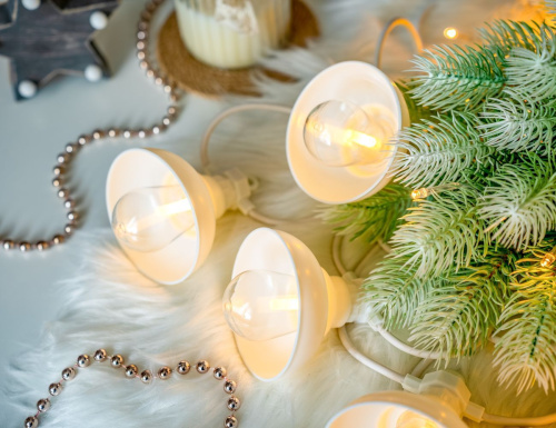Светодиодная гирлянда Party Lights - РЕТРО-ФОНАРИКИ, 10 тёплых белых LED-огней, 5 м, коннектор, белый провод, уличная, Winter Deco фото 5