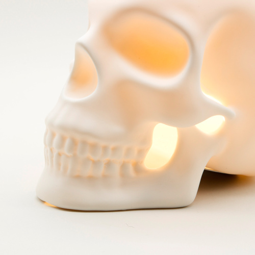 Лампа настольная suck uk, skull light фото 4