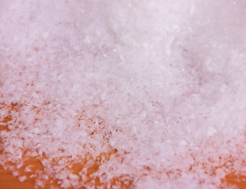 Искусственный снег СНЕЖНЫЕ ХЛОПЬЯ белые, акрил, 3 кг, Koopman International фото 3