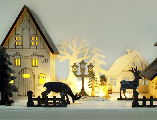 Новогодний светильник ОЛЕНИ В ГОСТЯХ У СНЕГОВИКА, дерево, 8 теплых белых LED-огней, 28х15 см, STAR trading фото 5