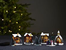 Светящаяся композиция "Зима в деревне" (цветная) с тёплыми белыми LED-огнями, полистоун, батарейки, в наборе 11 предметов, STAR trading