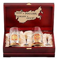 Набор подстаканников от производителя "Герб Россия и Герб СССР" - набор подстаканников с позолотой, украшены эмалью, модель 150302005, материалы: хрусталь, латунь, позолота, эмаль, цвет жёлтый, бордовый