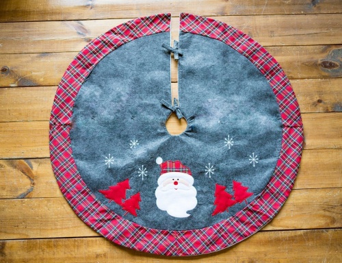 Юбка для декорирования основания ёлки "Санта в клетчатом колпаке", текстиль, 90 см, Peha Magic фото 3