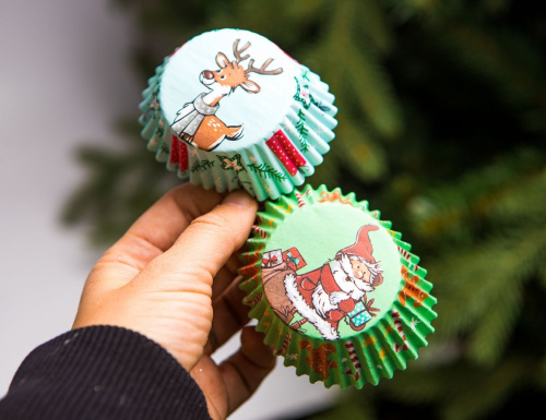 Набор SWEET CHRISTMAS - бумажные формы для кексов и палочки для коктейлей (24 шт.), Koopman International фото 2