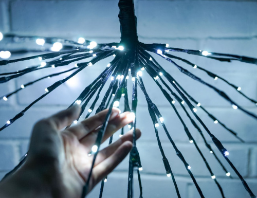 Подвесной декоративный светильник ФОККИ, 160 холодных белых LED-огней мерцающих, 45 см, уличный, Koopman International фото 2