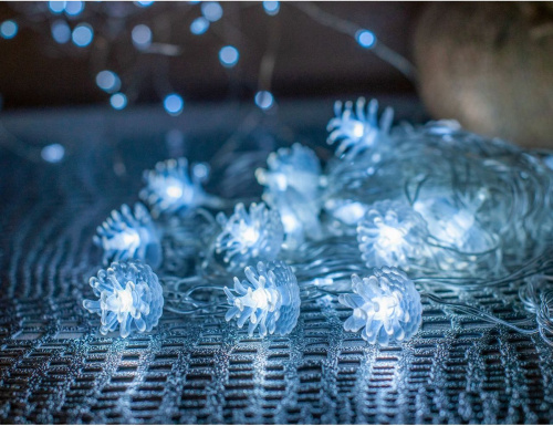Светодиодная гирлянда ЛЕСНЫЕ ШИШКИ, 20 холодных белых LED-огней, 4 м, прозрачный ПВХ, IP20, Serpantin фото 4
