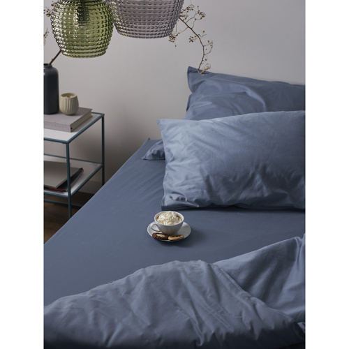 Комплект постельного белья из сатина джинсово-синего цвета с брашинг-эффектом из коллекции essential фото 8