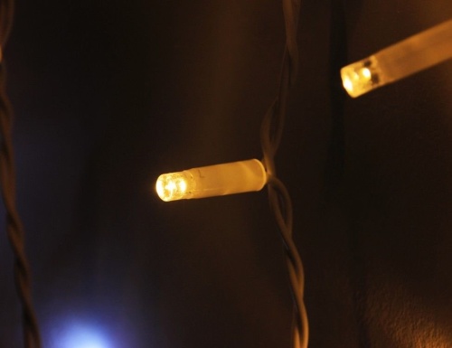 Светодиодная бахрома Rich Led Cap 2.4*2.2 м, 184 теплых белых LED лампы, мерцание, белый ПВХ, соединяемая, IP65, Rich LED фото 3