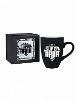 Кружка подарочная "Super Папа" Soft touch черная с гравировкой в черной картонной коробке с накладкой серебро, объем 350 мл
