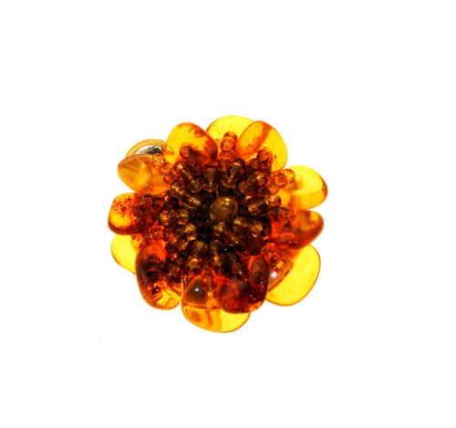 Брошь из балтийского янтаря в форме цветка, 60794-1