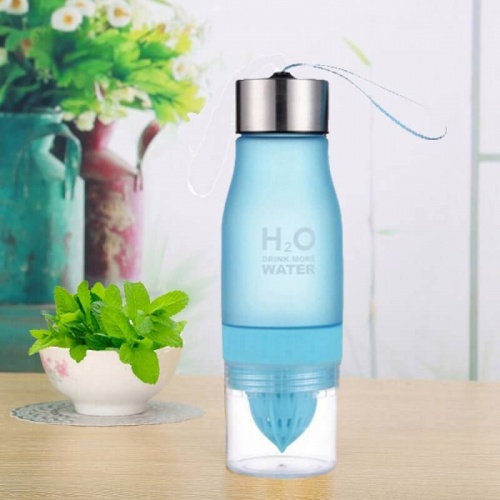 Бутылка для воды с соковыжималкой H2O WATER 650 мл фото 2