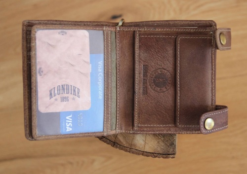 Бумажник Klondike Tim Bike, коричневый, 10,5x12,5x2,5 см фото 12