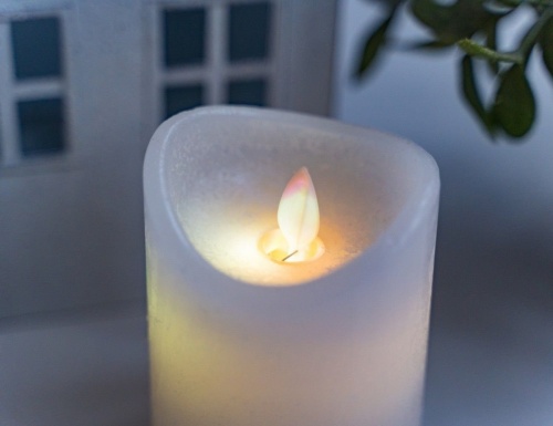 Светодиодная восковая свеча "Живой радужный огонёк", белая, RGB LED-огонь колышущийся, таймер, Koopman International