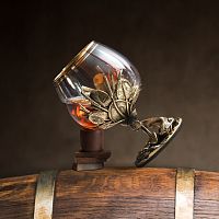 Бокалы - "Elegant Glass Creations" - Бокал для коньяка "Сом эконом в футляре пейсли", высота бокала 12 см, диаметр 6 см, объем 320 мл, основные материалы латунь и стекло
