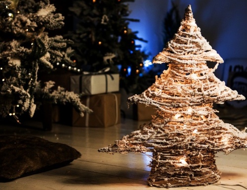 Декоративная светящаяся елка Сноувальд (Peha) фото 2